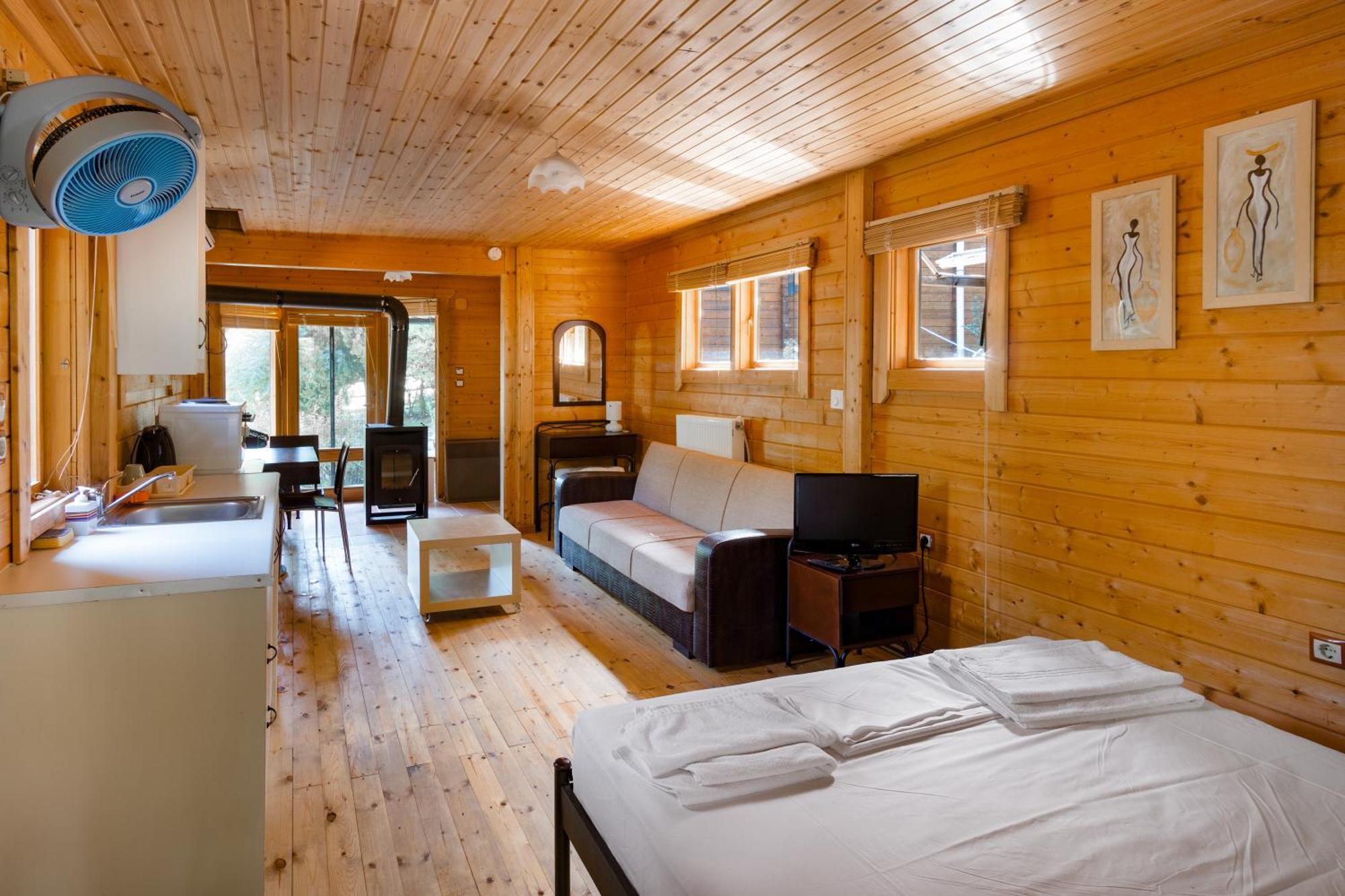 Zeus-Village Οικισμός Φινλανδικών Chalet Με Πισίνες & Γυμναστήριο Molos  Exteriör bild